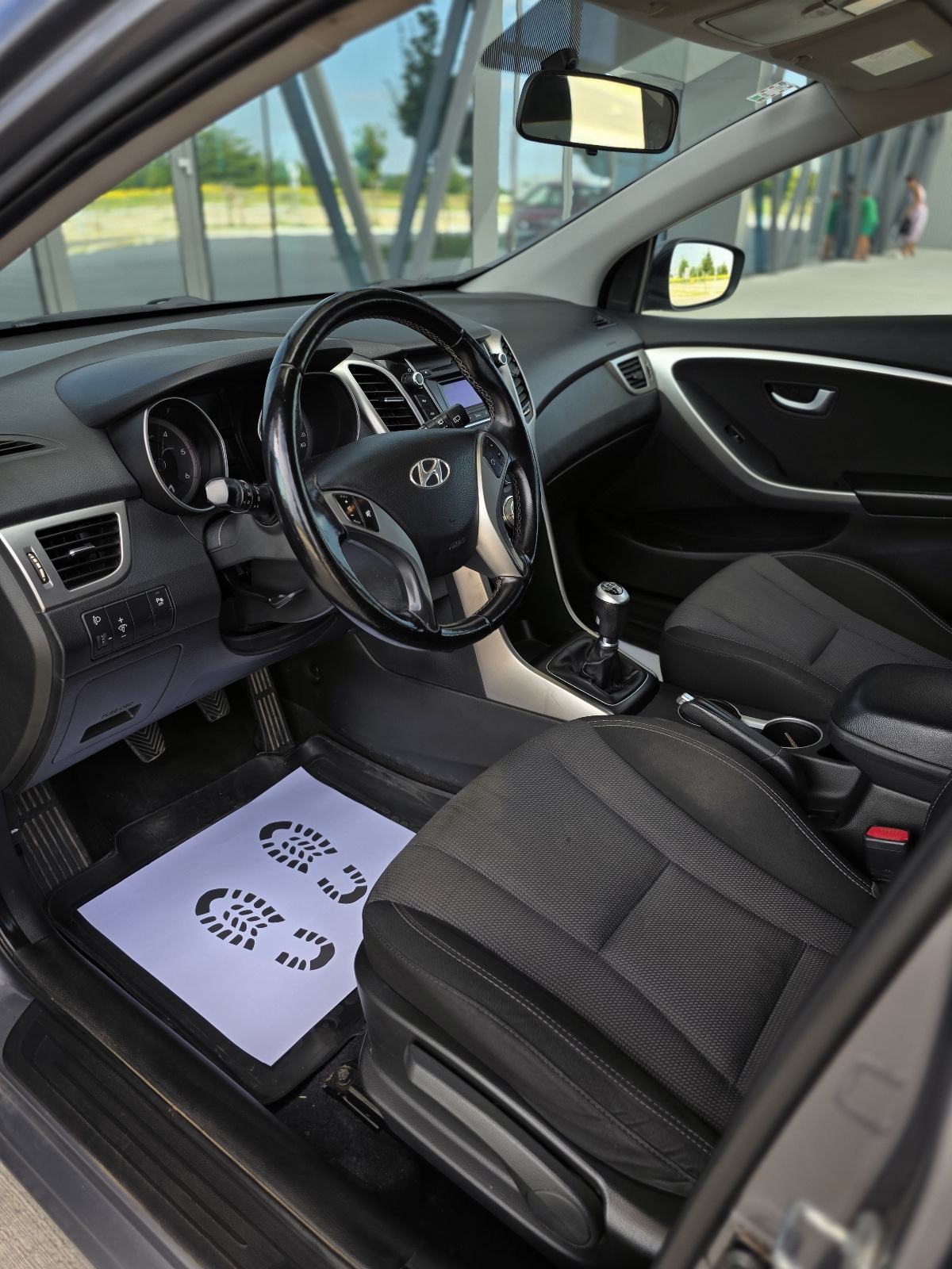 Hyundai i30 1,6 CRDi, fotografija 10