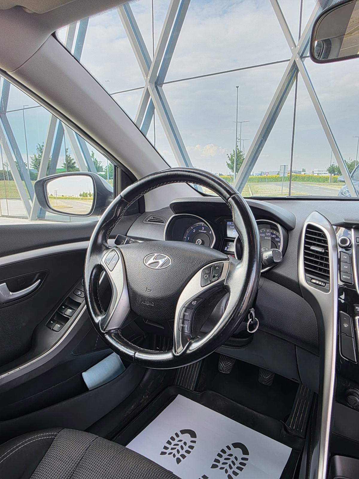 Hyundai i30 1,6 CRDi, fotografija 12