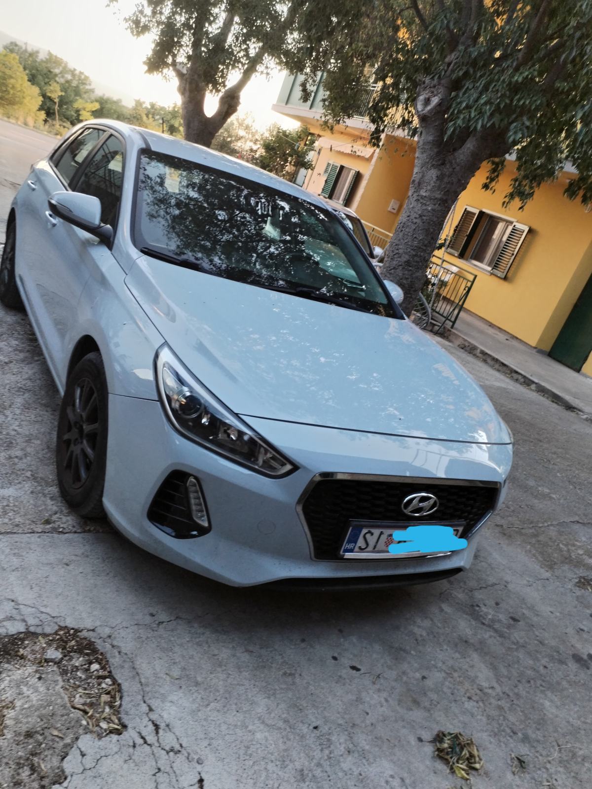 Hyundai i30 1.6 CRDi Classic oprema +reg.do 7/27god., fotografija 2