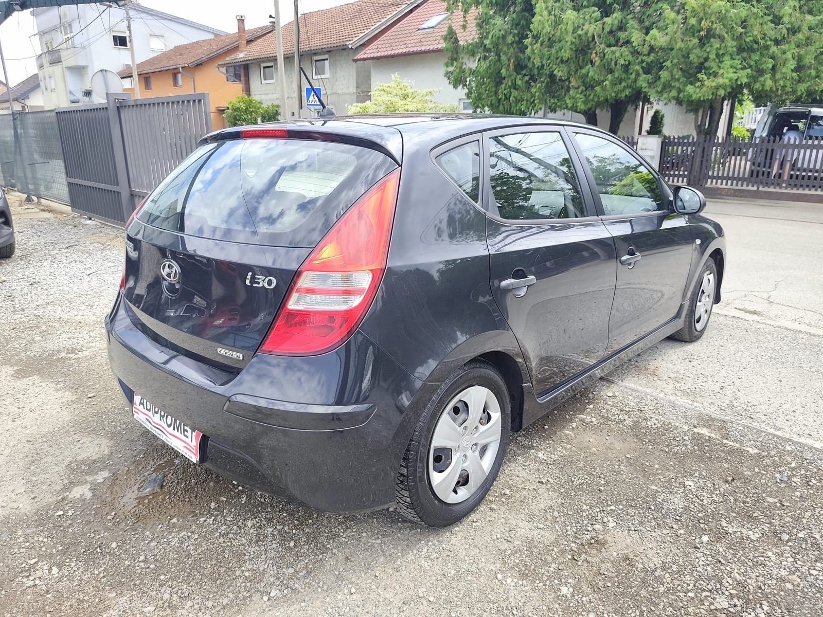 Hyundai i30 1,6 CRDi / ODLIČAN / REG 1 GOD // JAMSTVO 12 MJ //, fotografija 9