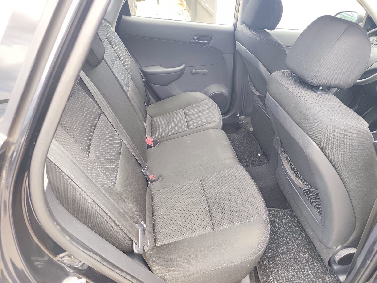 Hyundai i30 1,6 CRDi / ODLIČAN / REG 1 GOD // JAMSTVO 12 MJ //, fotografija 18