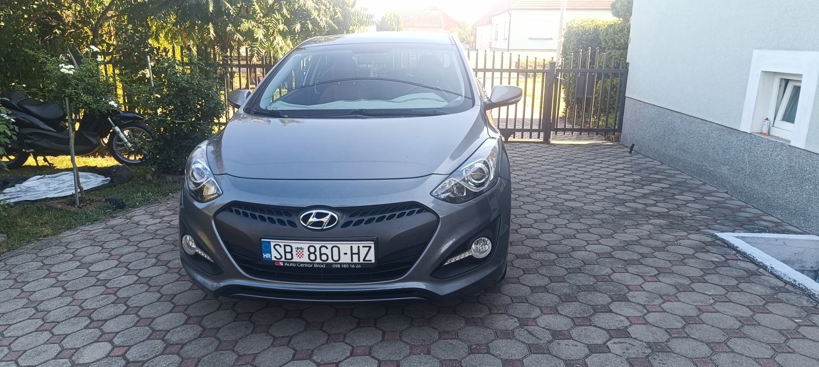 Hyundai i30 1,6 CRDi, fotografija 3