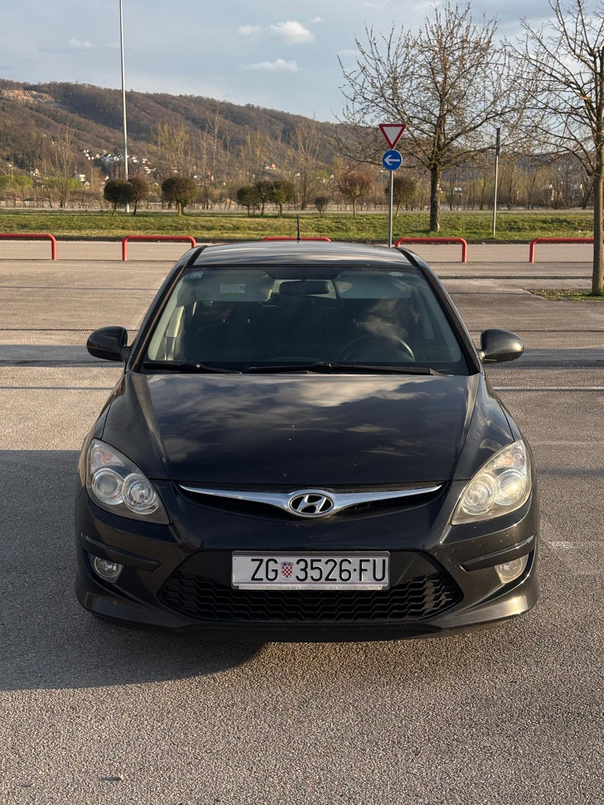 Hyundai i30 1,6 CRDi, fotografija 2