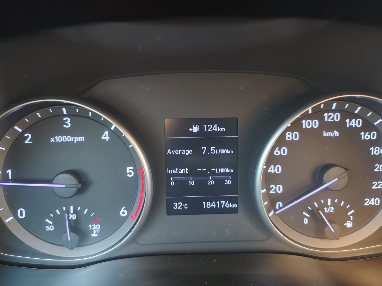 Hyundai i30 1,6 CRDi, fotografija 6