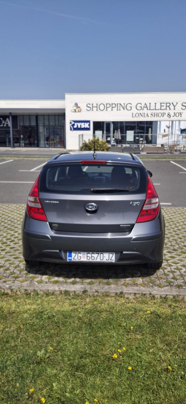 Hyundai i30 1,6 CRDi registiran 7mj / 2027 g., fotografija 3