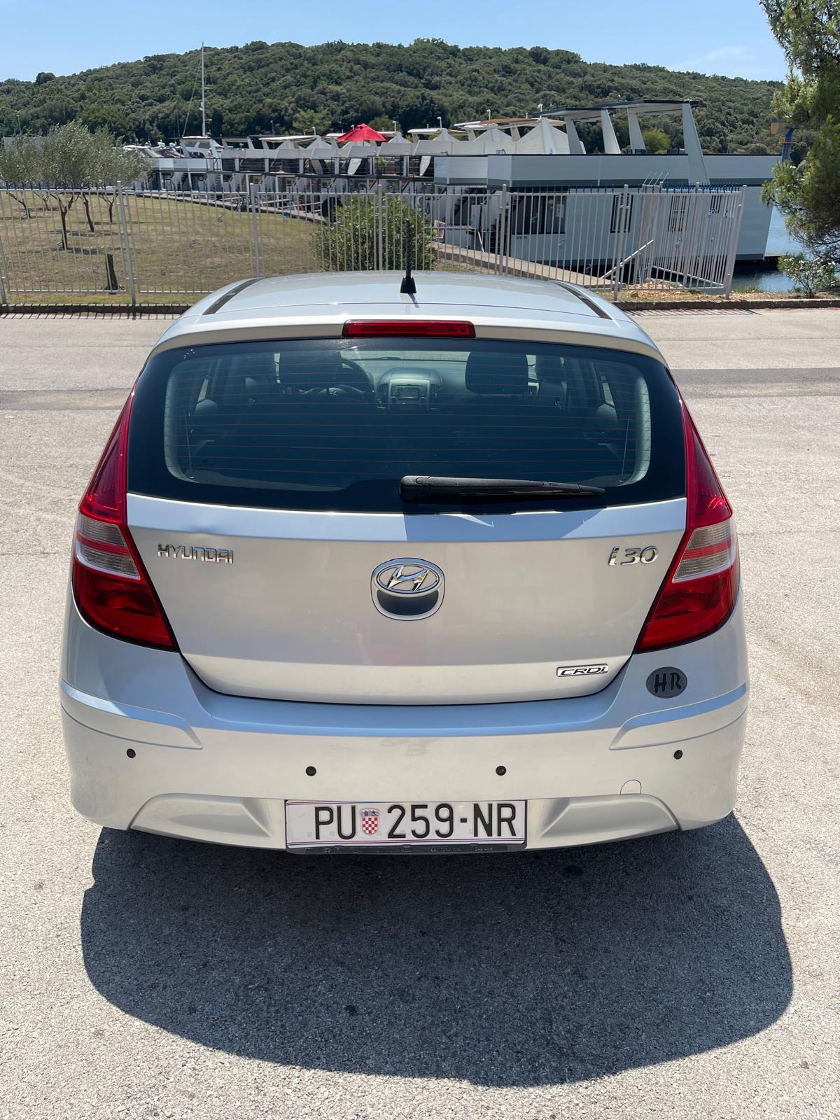 Hyundai i30 1,6 CRDi, fotografija 6