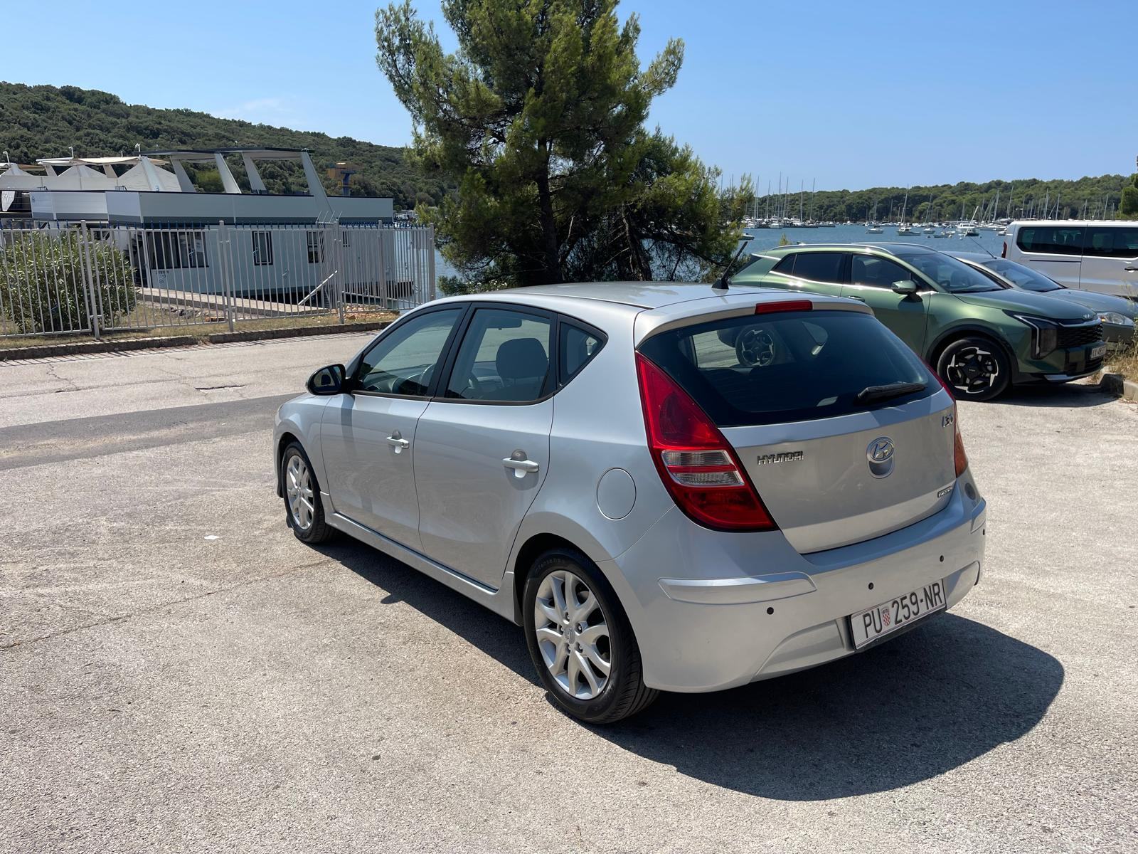 Hyundai i30 1,6 CRDi, fotografija 5