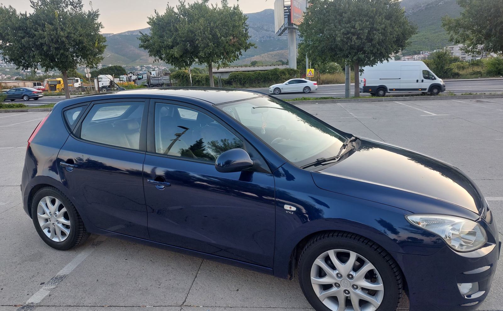 Hyundai i30 1,6 CRDi - DIZEL-, fotografija 2
