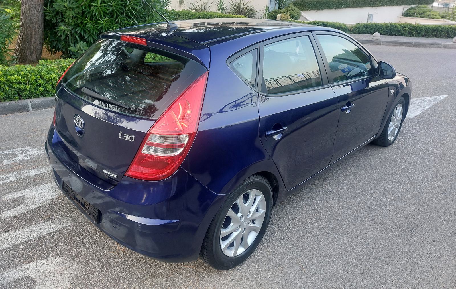 Hyundai i30 1,6 CRDi - DIZEL-, fotografija 11