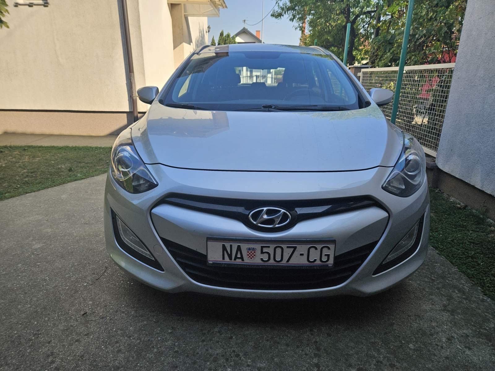 Hyundai i30 1,6 CRDi, fotografija 3