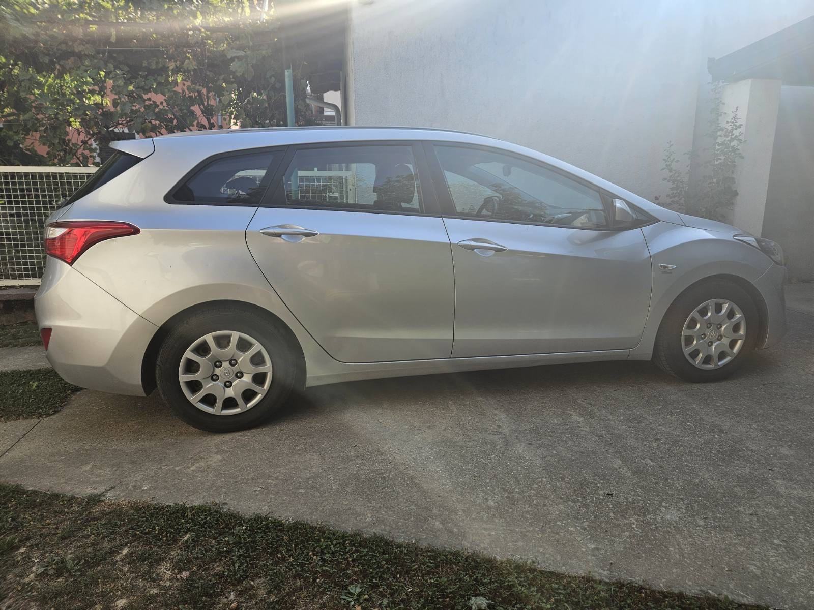 Hyundai i30 1,6 CRDi, fotografija 4