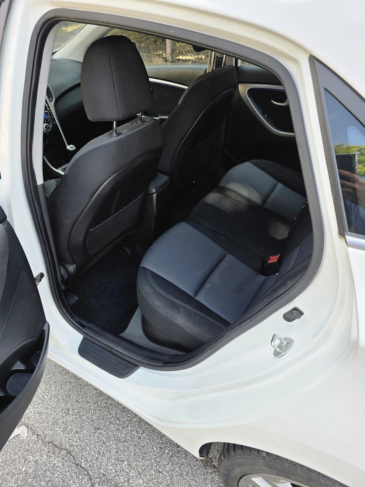 Hyundai i30 1,6 CRDi, fotografija 11