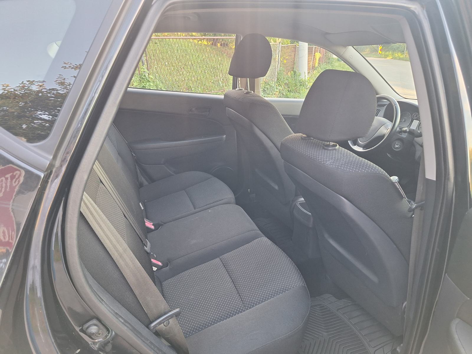 Hyundai i30 1,6 CRDi, fotografija 10