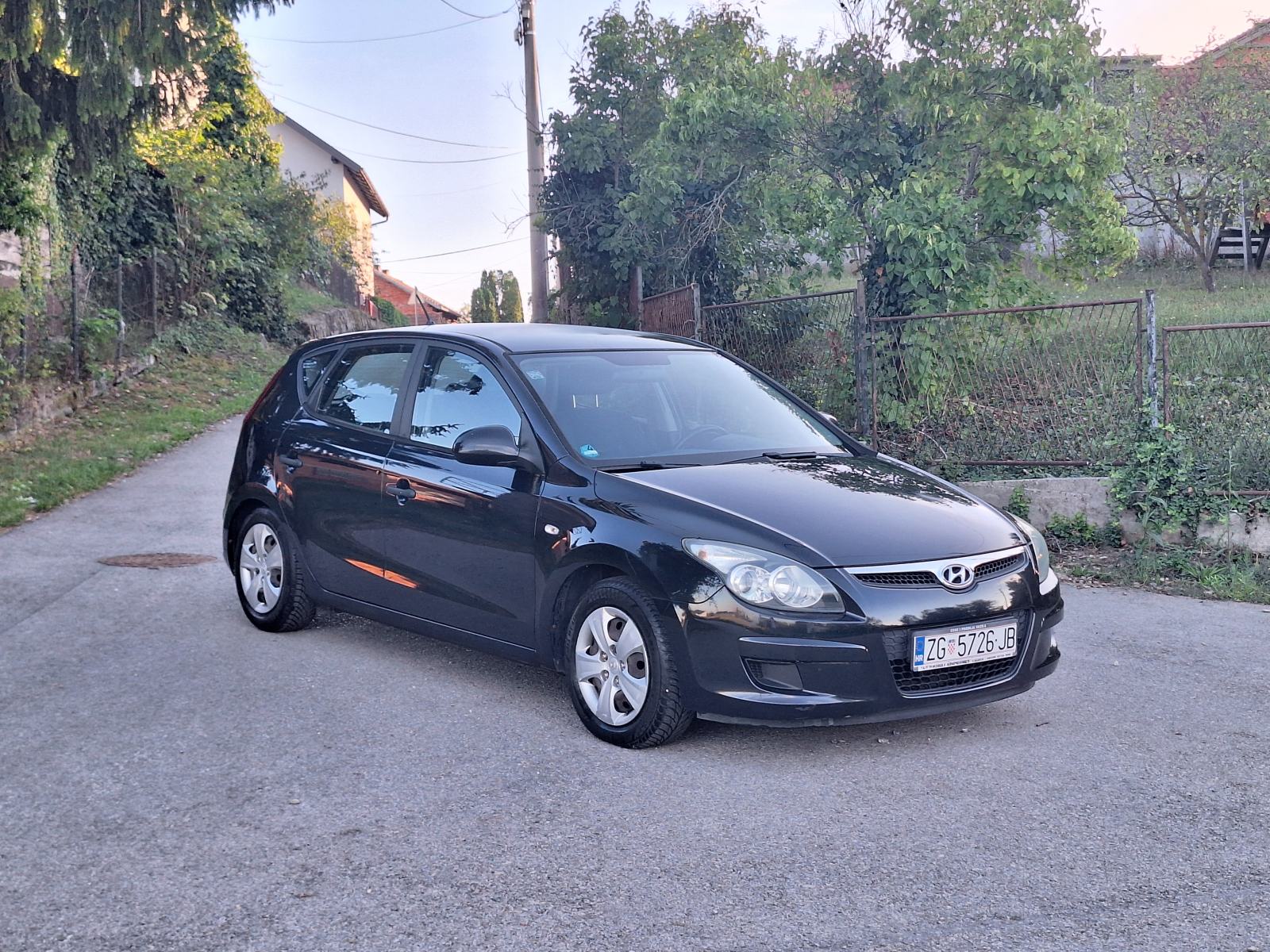 Hyundai i30 1,6 CRDi, fotografija 4