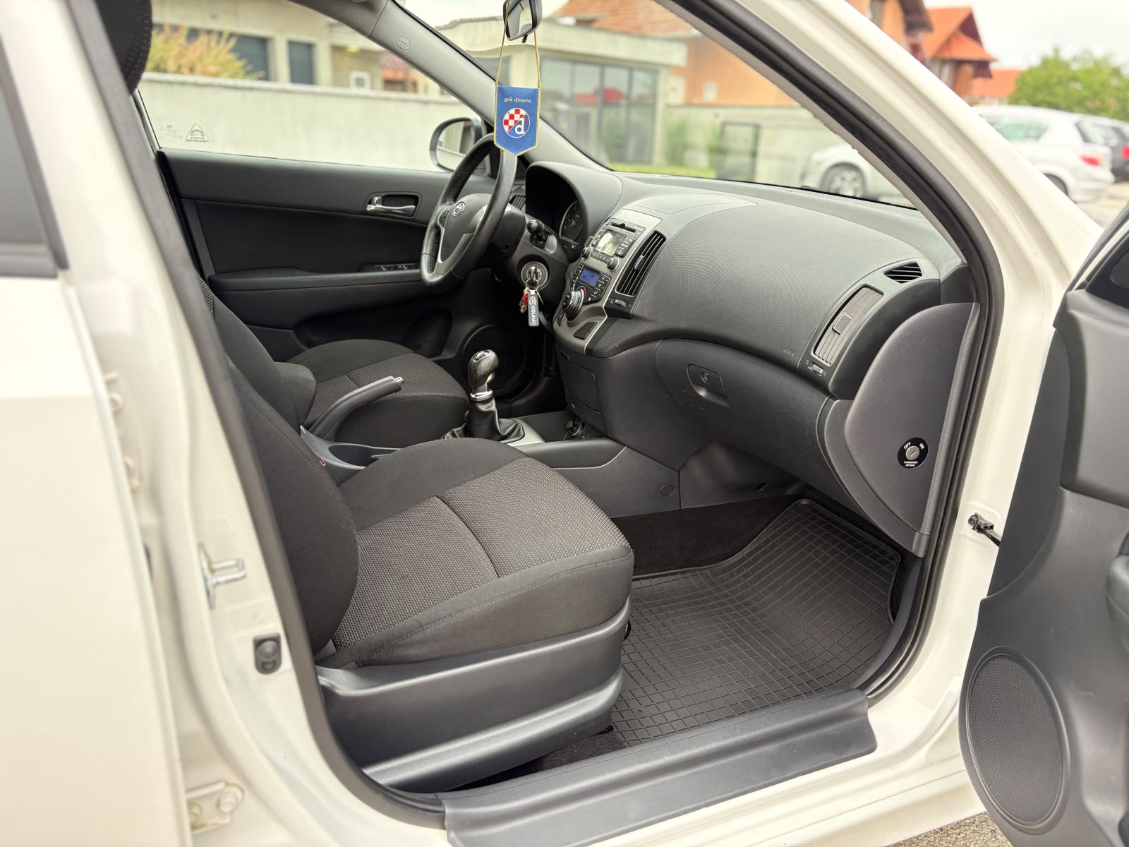 Hyundai i30 1,6 CRDi, fotografija 5