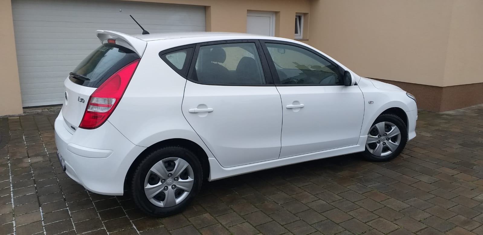 Hyundai i30 1,6 CRDi, fotografija 2