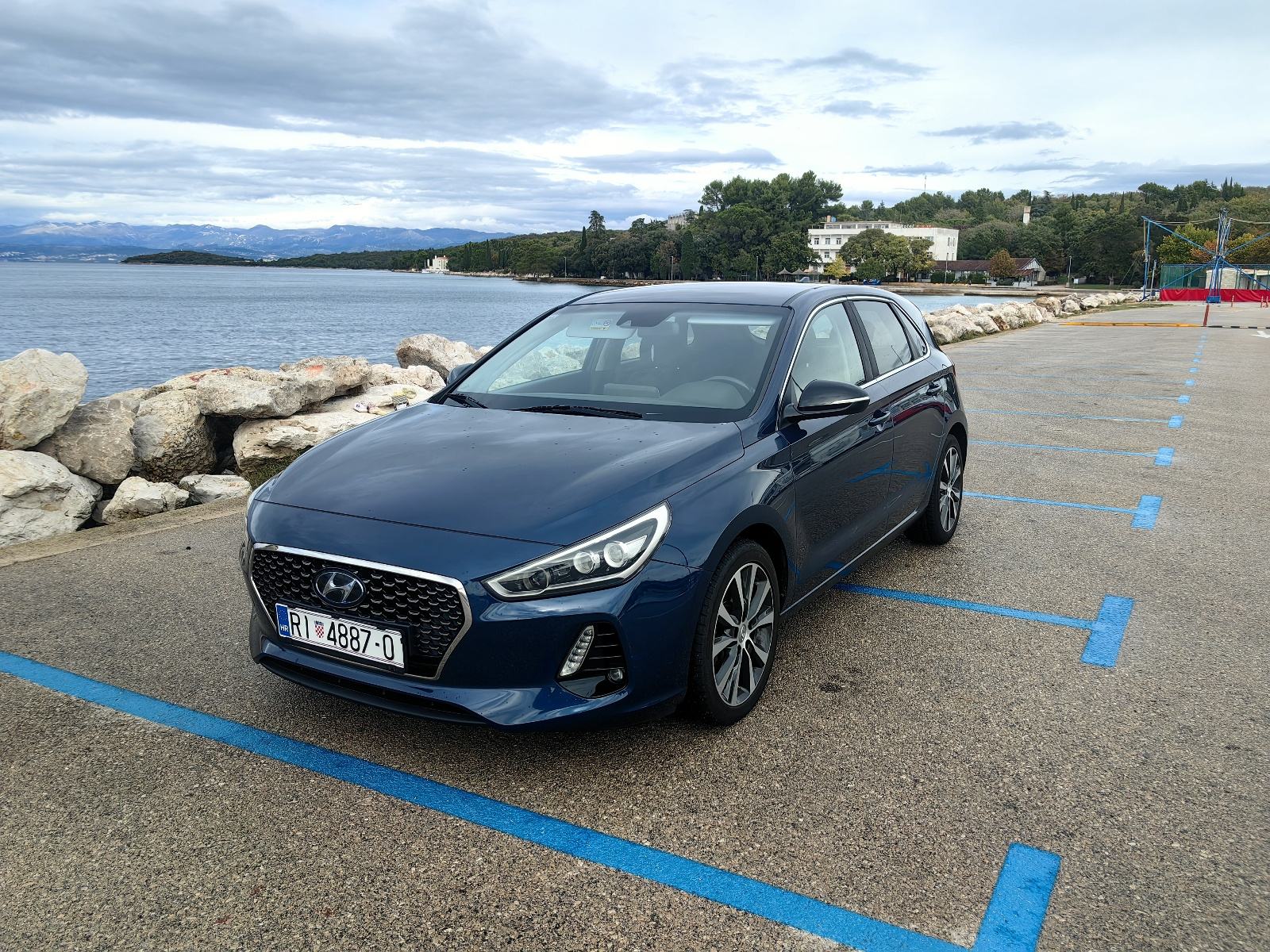 Hyundai i30 1,6 CRDi, fotografija 1