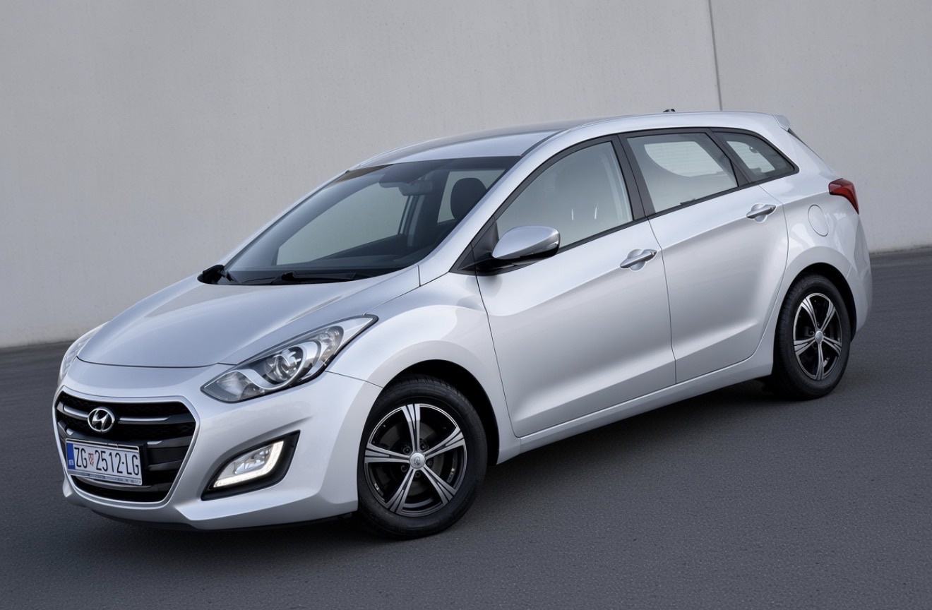 HYUNDAI I30•1.6CRDI•AUTOMATIK•FULL OPREMA, fotografija 1
