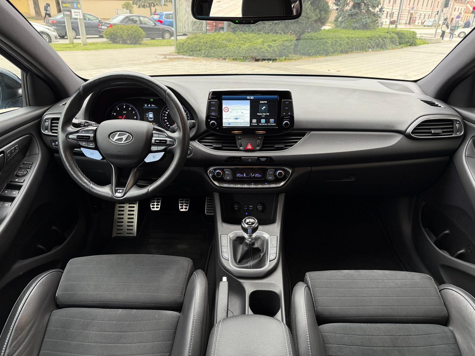 HYUNDAI i30 - 2.0 - N PERFORMANCE- LED - 202 KW - PANORAMA! - 2018 GOD, fotografija 16