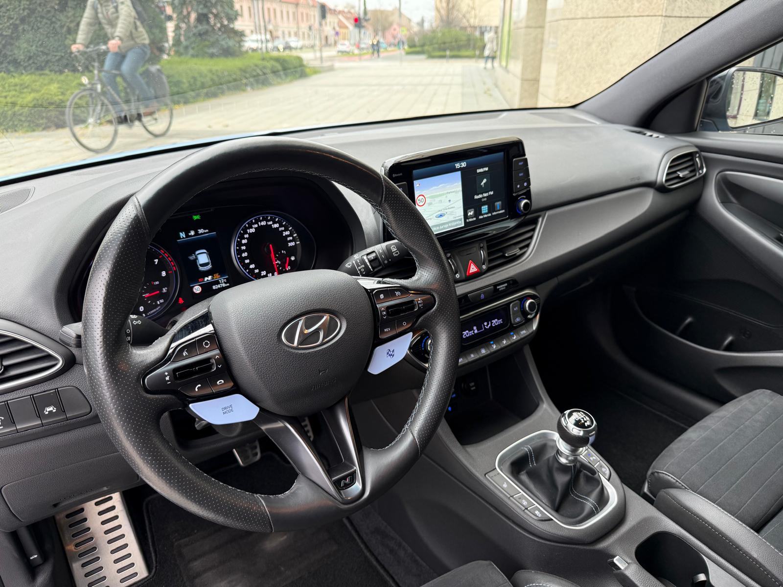 HYUNDAI i30 - 2.0 - N PERFORMANCE- LED - 202 KW - PANORAMA! - 2018 GOD, fotografija 15