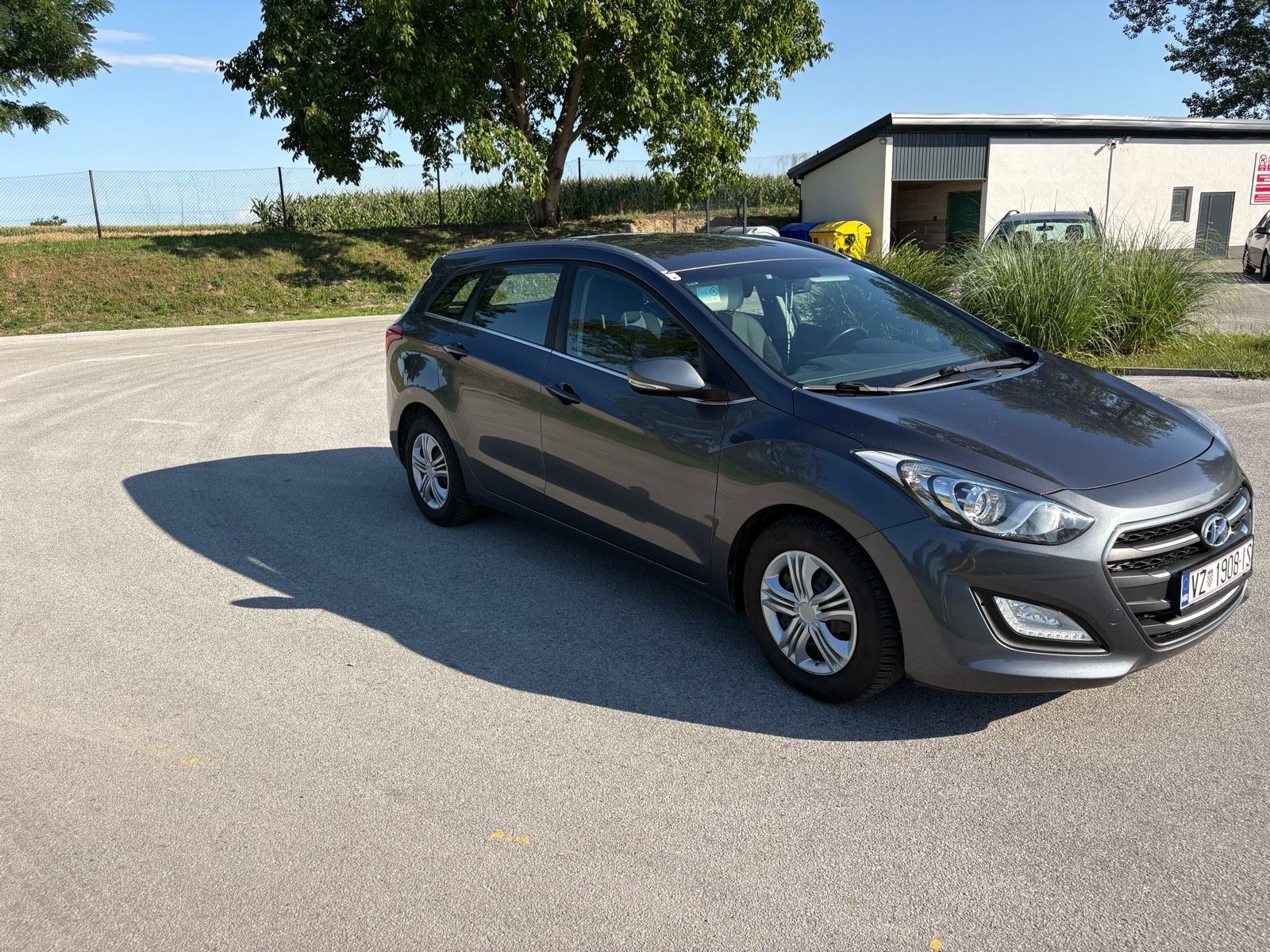 Hyundai i30 CW 1,4 CRDi tempomat,park,grijanje volana, fotografija 8