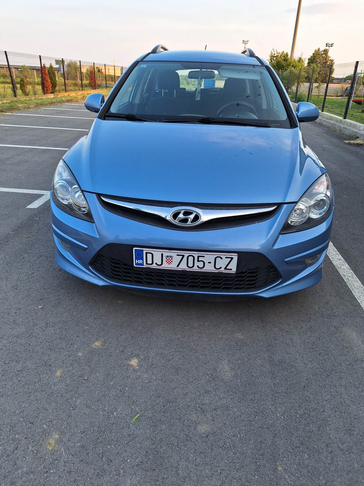 Hyundai i30 CW 1,6 CRDi prodaja-zamjena, fotografija 2