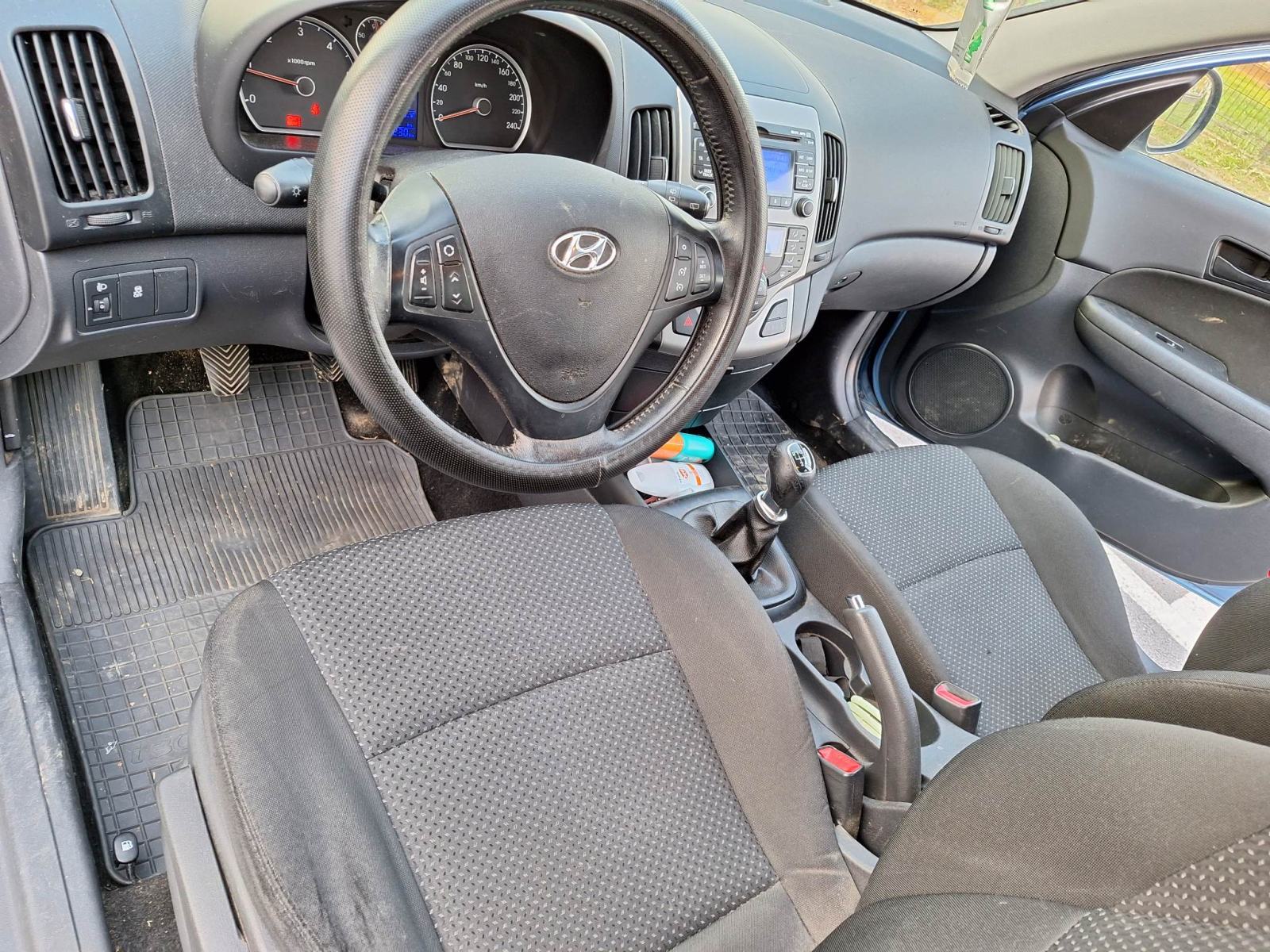 Hyundai i30 CW 1,6 CRDi prodaja-zamjena, fotografija 10