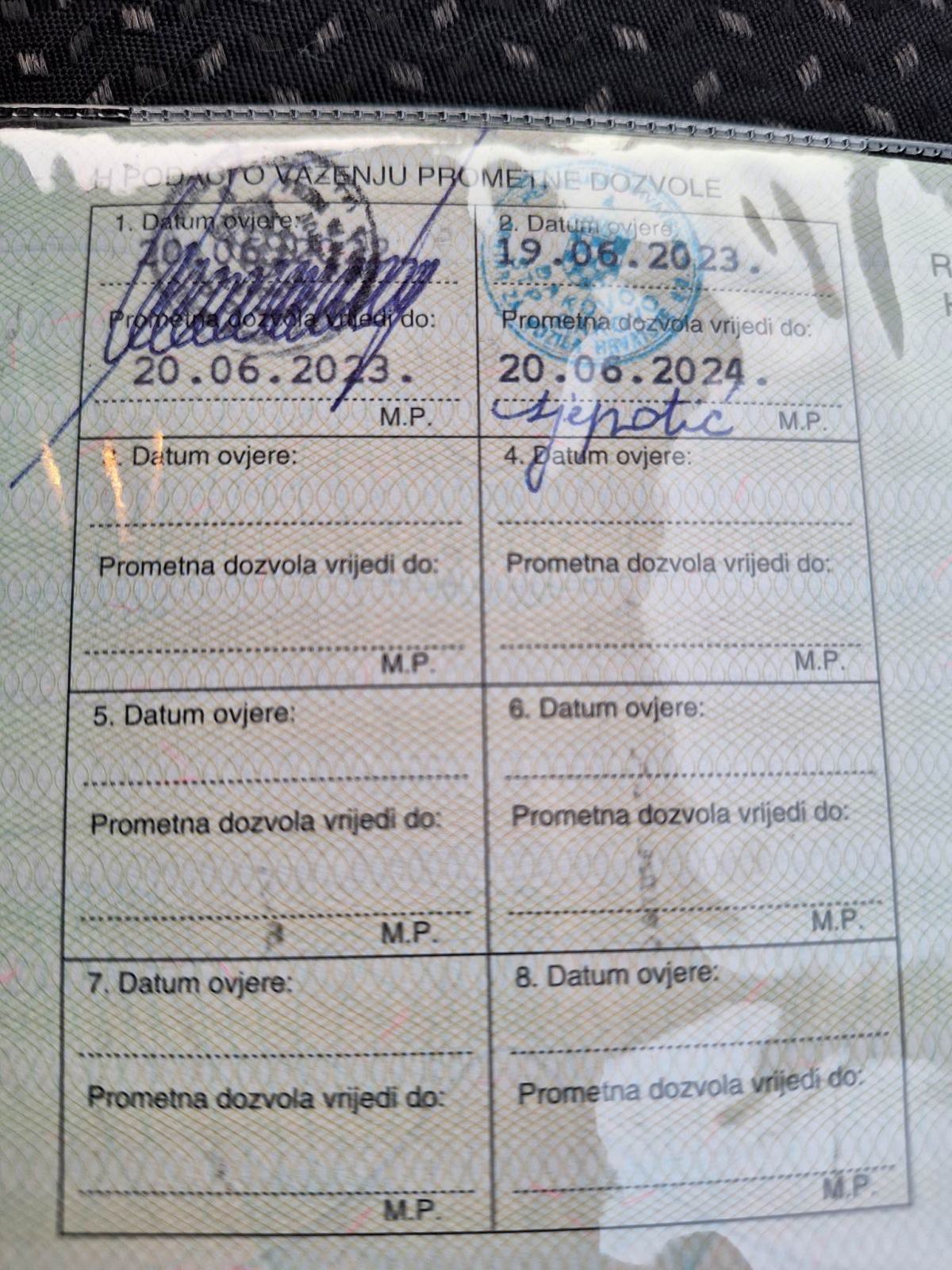 Hyundai i30 CW 1,6 CRDi prodaja-zamjena, fotografija 14