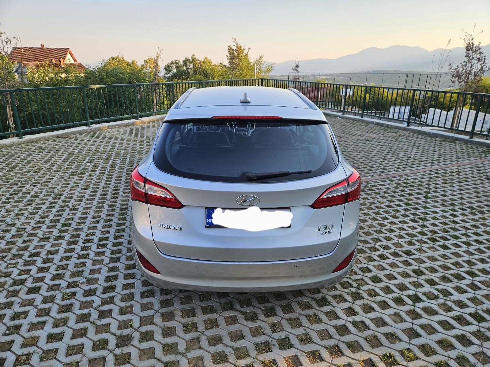 Hyundai i30 CW 1,6 CRDi, fotografija 3