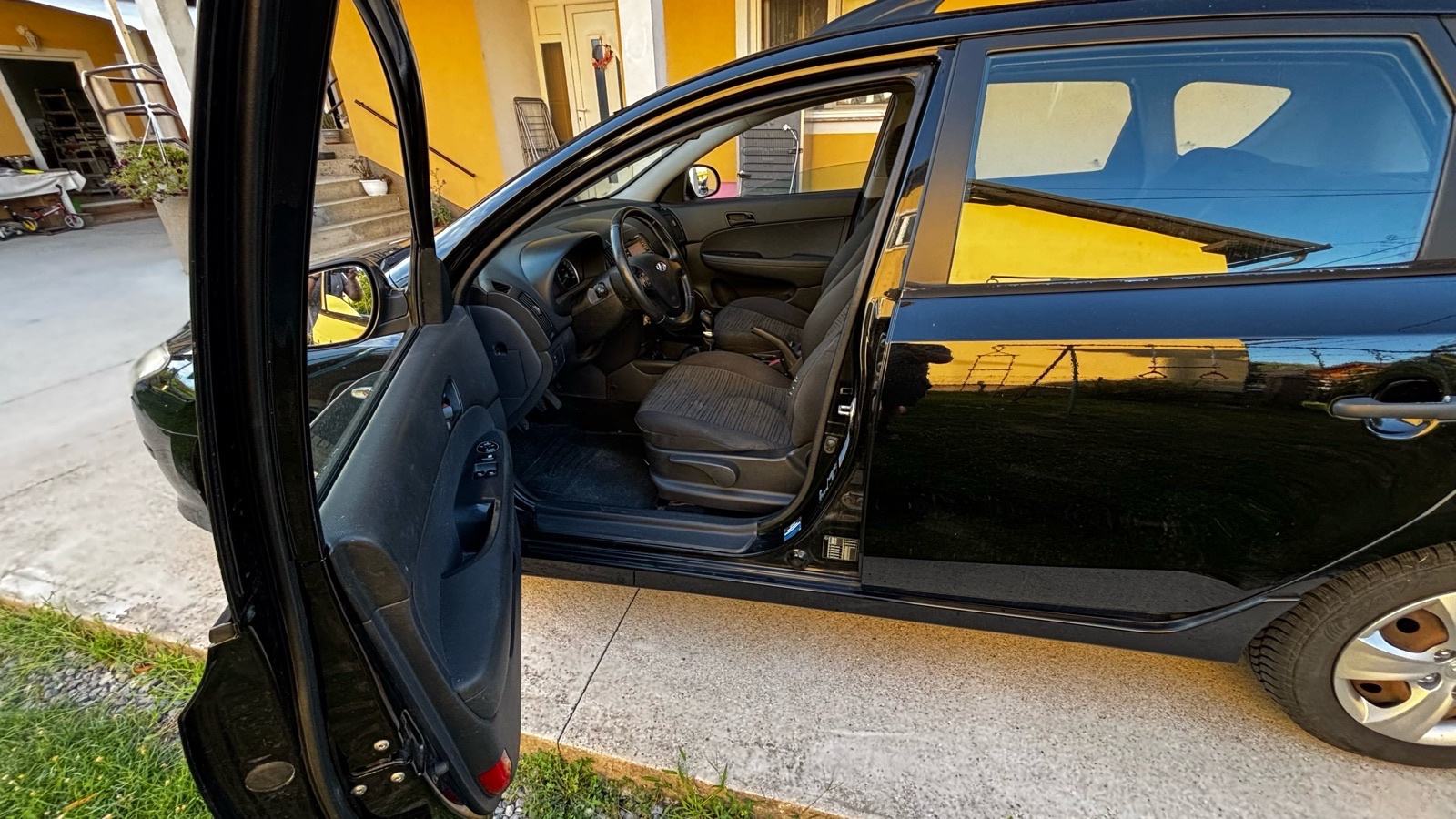 Hyundai i30 CW 1,6 CRDi, fotografija 6