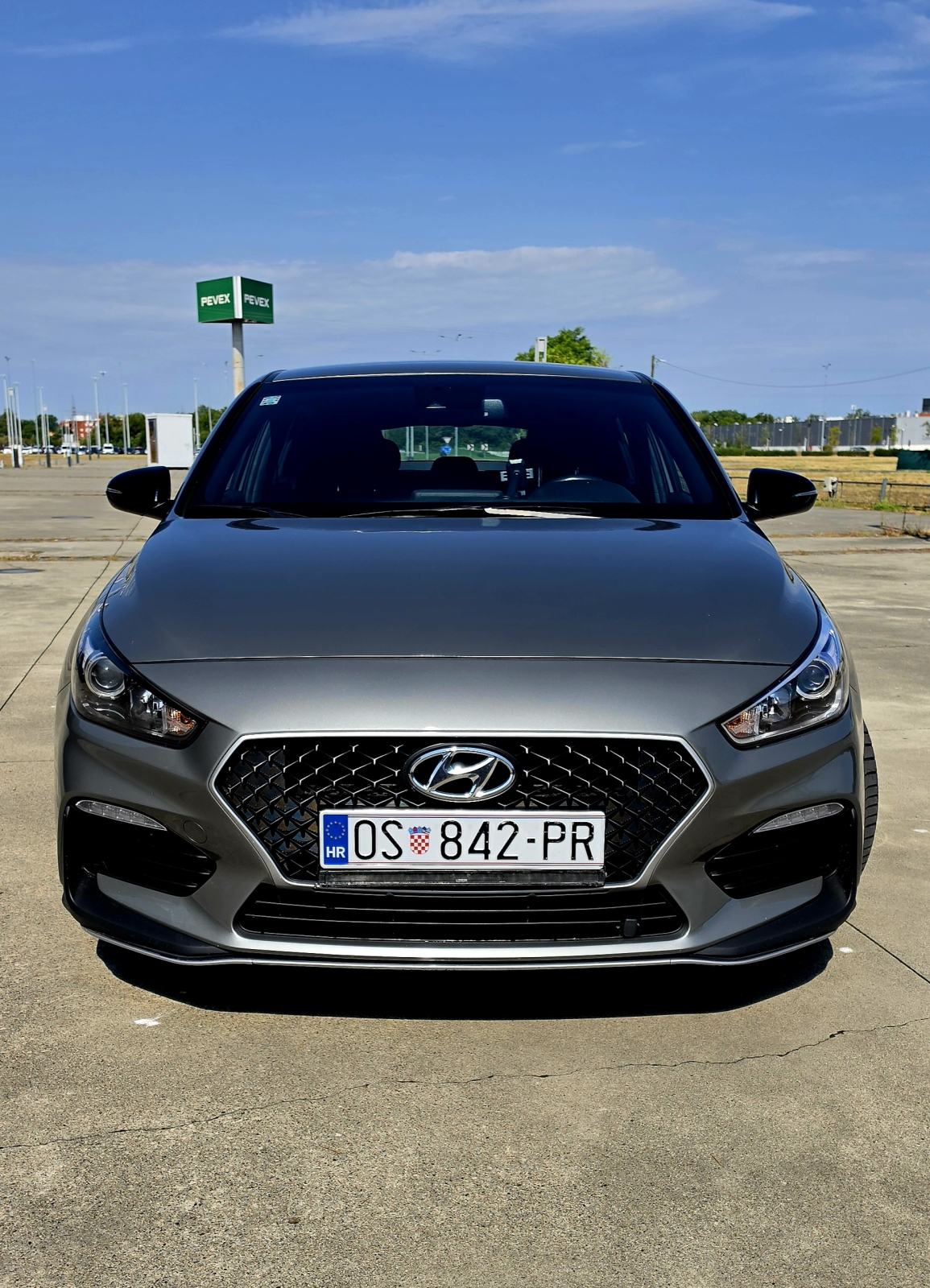 Hyundai i30 Fastback 1.4 T-GDi, fotografija 4