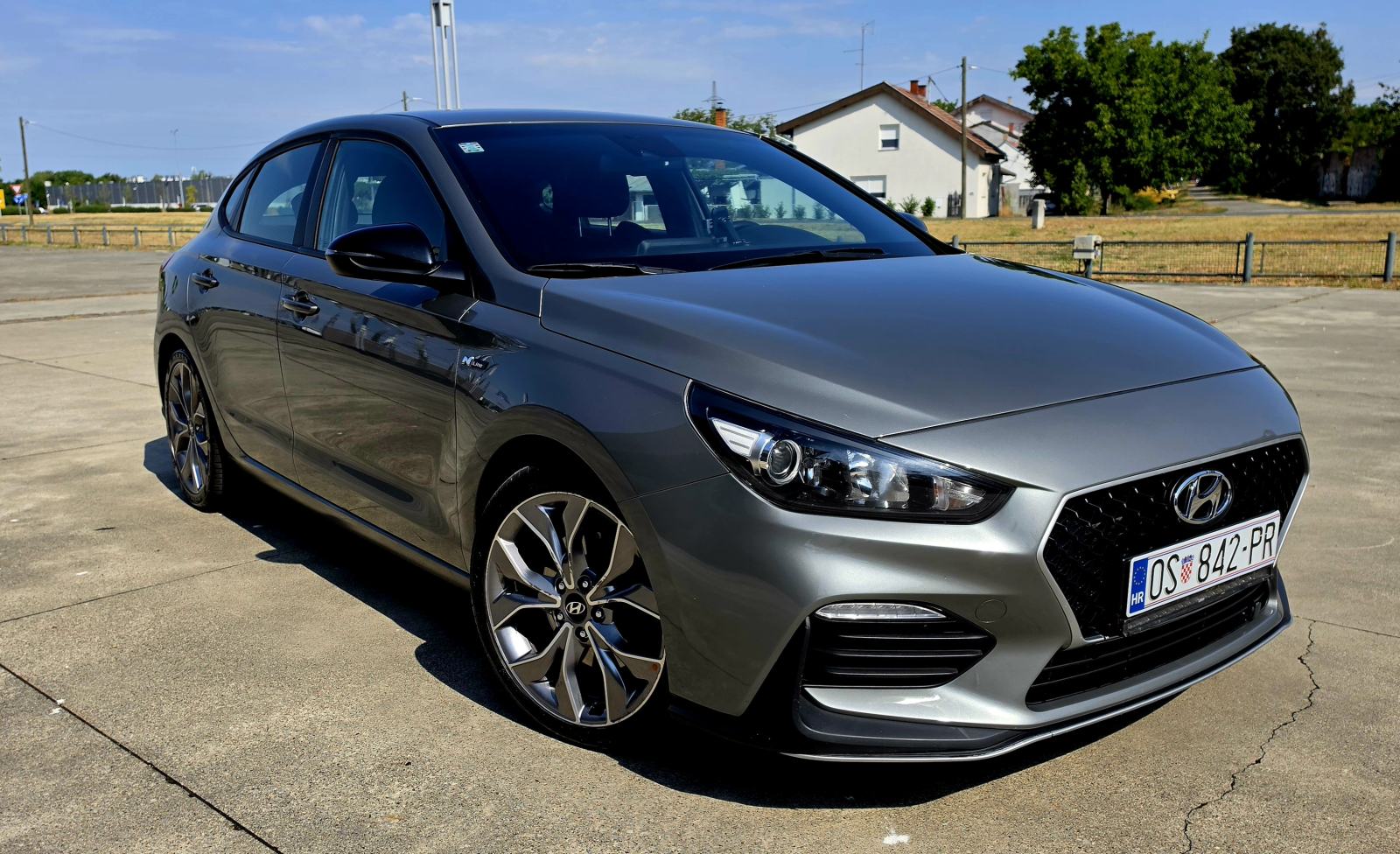 Hyundai i30 Fastback 1.4 T-GDi, fotografija 8