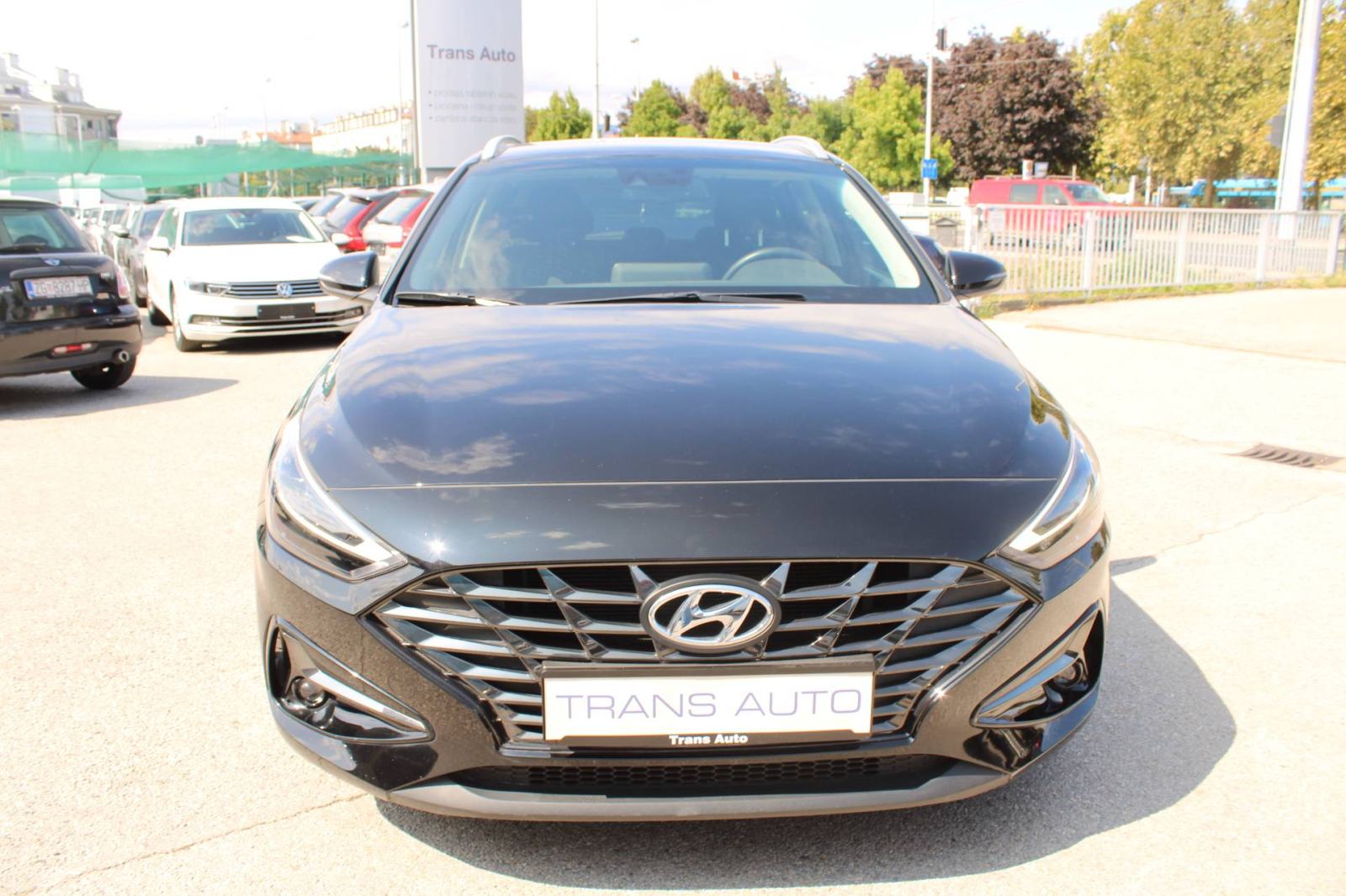 Hyundai i30 Karavan 1.0 T-GDi AUTOMATIK *NAVIGACIJA,KAMERA*, fotografija 2