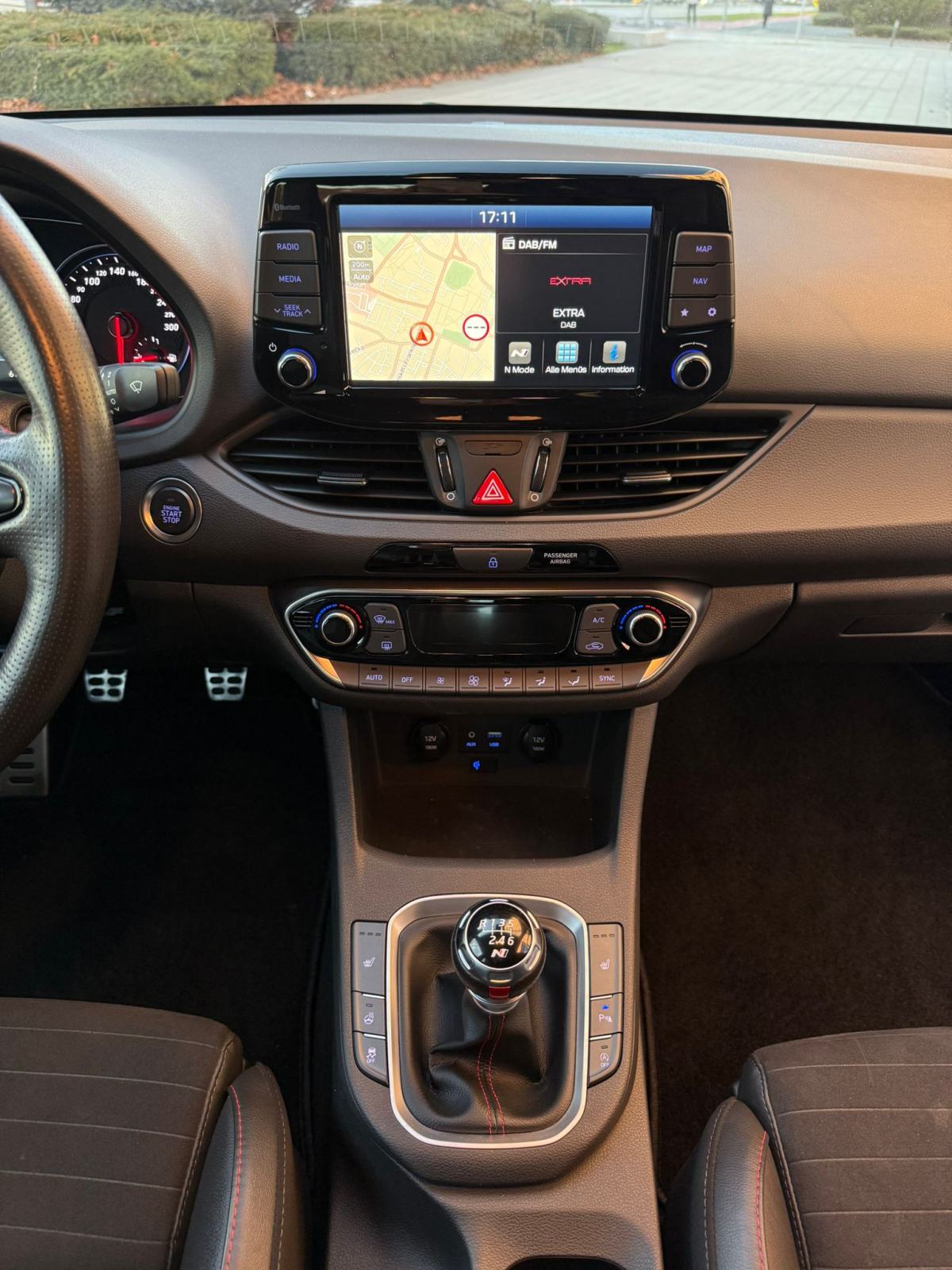 HYUNDAI i30 N - FASTBACK - PANORAMA - LED - 202 KW - 2019 GOD - TOP!, fotografija 18