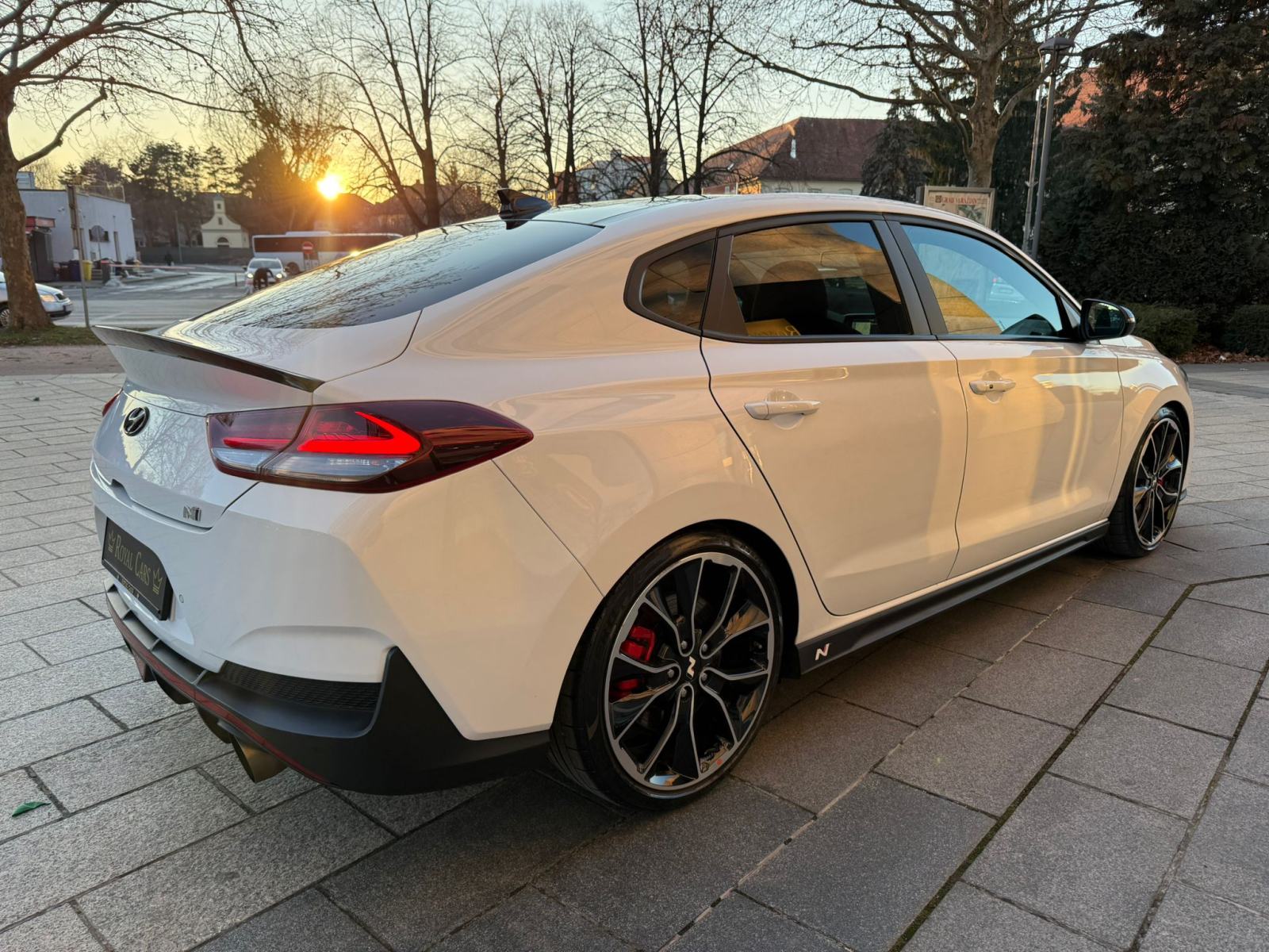 HYUNDAI i30 N - FASTBACK - PANORAMA - LED - 202 KW - 2019 GOD - TOP!, fotografija 6