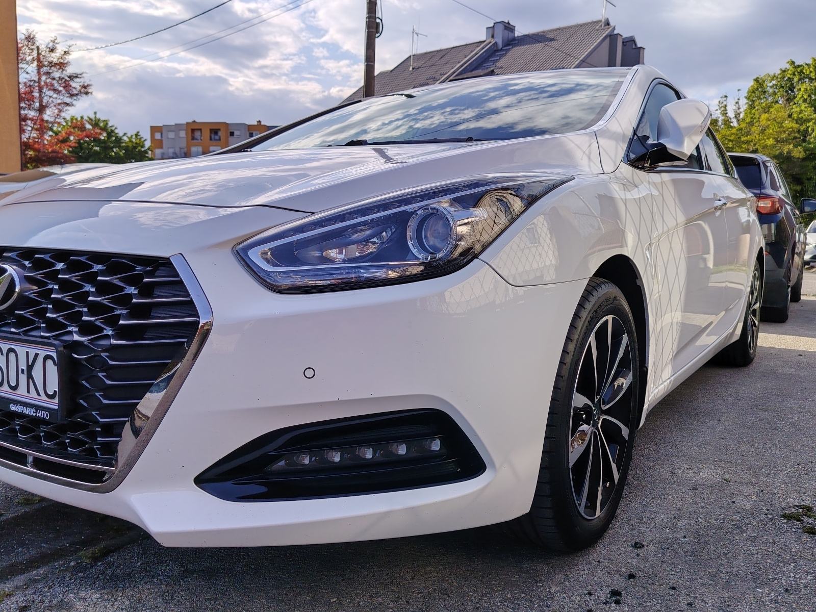 Hyundai i40 1.6 CRDI, full, kraj 2019 god, 169 tkm, fotografija 2