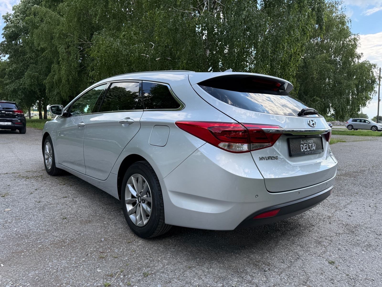 Hyundai i40 1,7 crdi-141ks-R. KAMERA-NAVI-GR. SJEDA.-GR.VOLANA-TEMP., fotografija 3