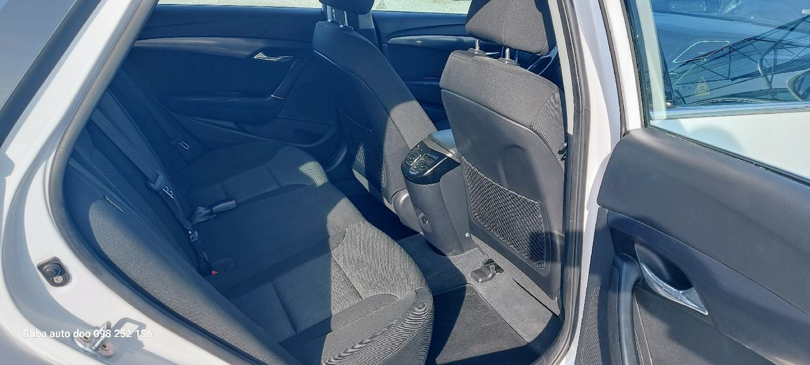Hyundai i40 1,7crdi AUTOMATIK//NAVIGACIJA//zamjena za kombi//, fotografija 13