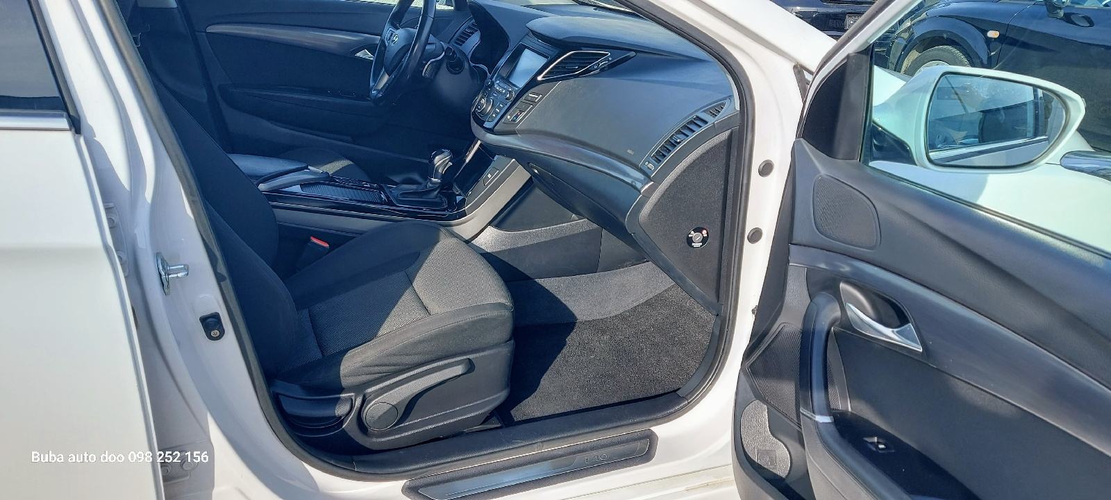 Hyundai i40 1,7crdi AUTOMATIK//NAVIGACIJA//zamjena za kombi//, fotografija 11