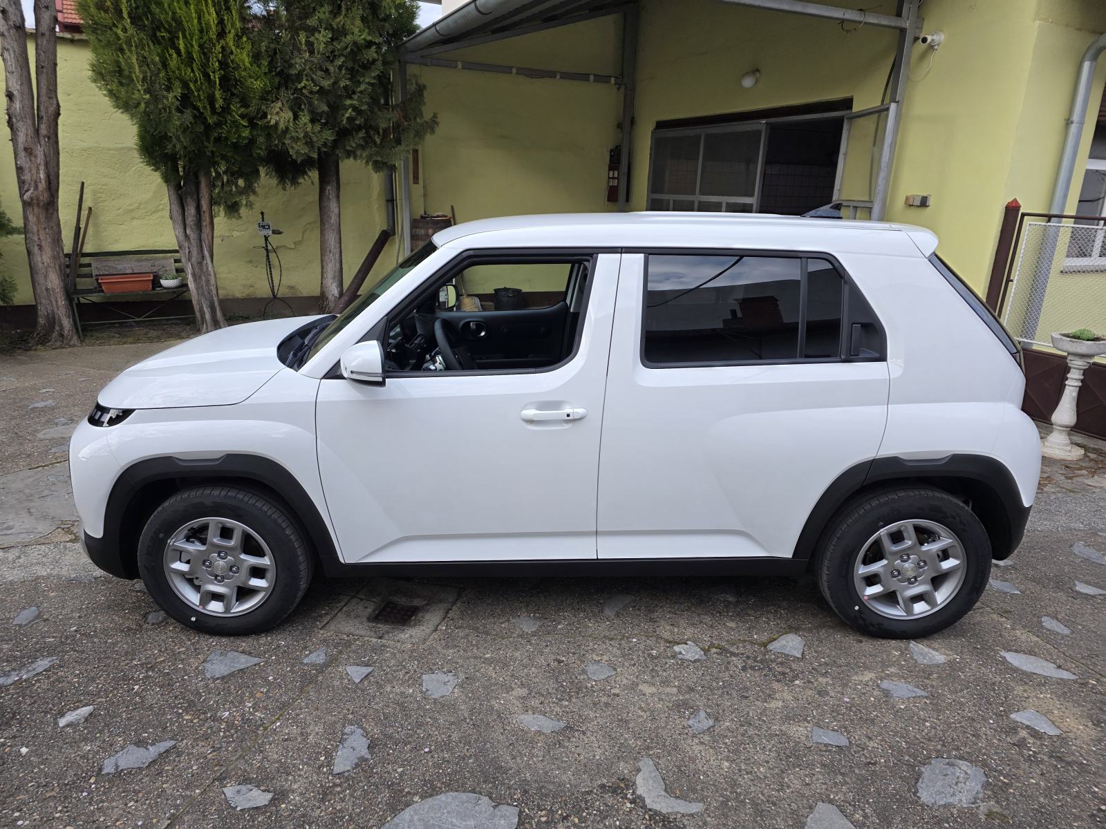 Hyundai Inster SMART automatik, pogled izvana - slika 1