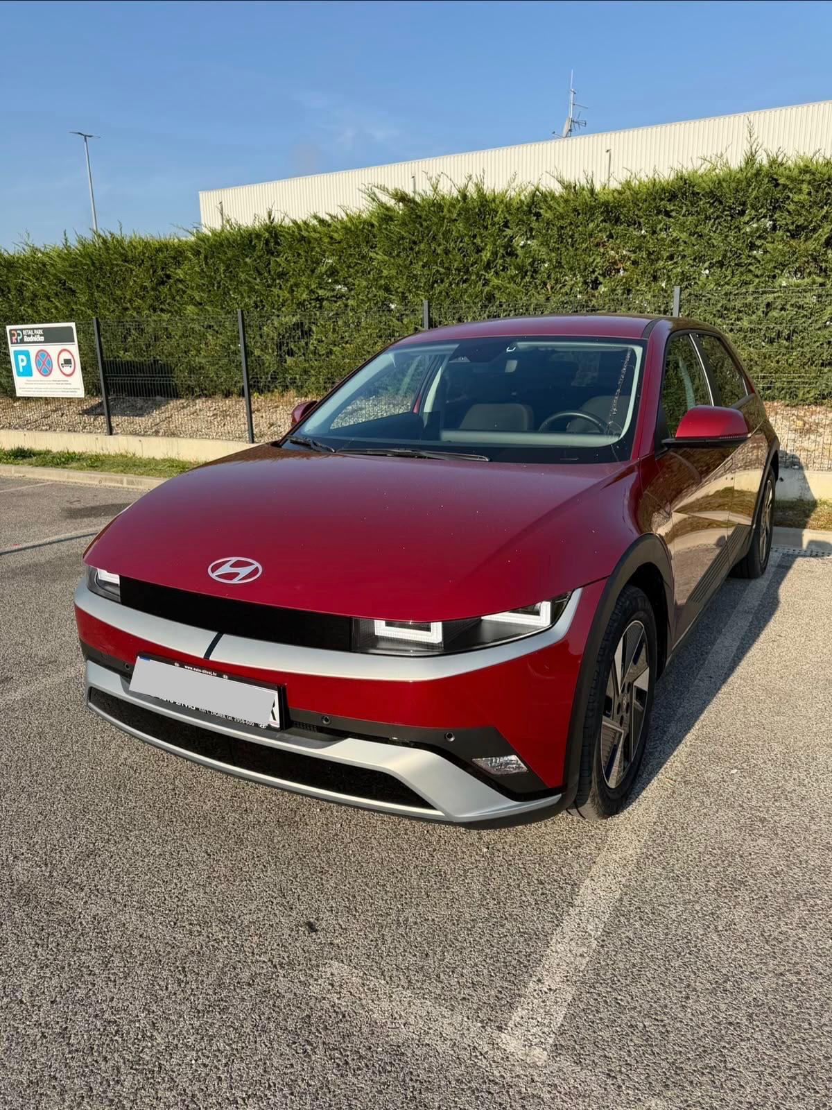 Hyundai Ioniq 5 27000€+PDV