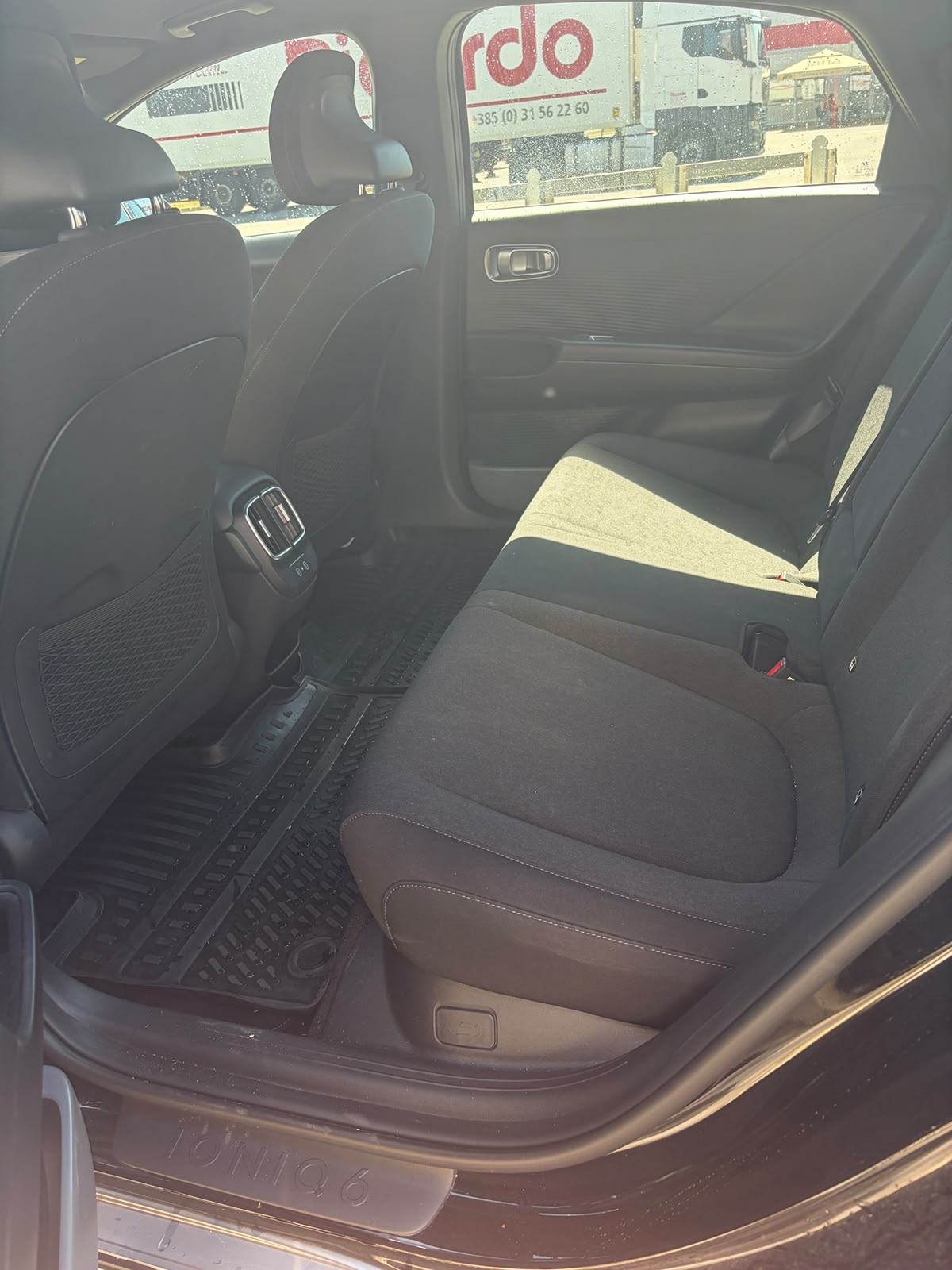 ⚡ Hyundai Ioniq 6 2023 – 41000 km | Hyundai jamstvo do 2031., fotografija 10