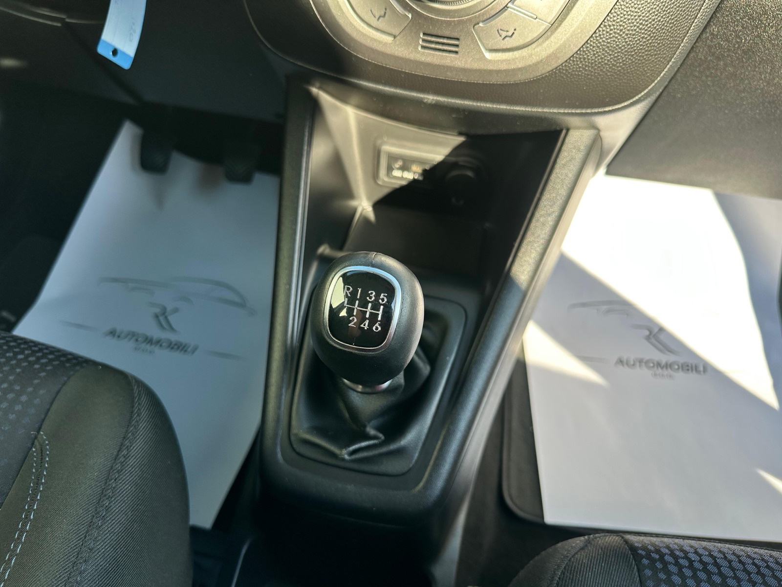 Hyundai ix20 1,4 CRDi Premium *6 brzina, fotografija 13