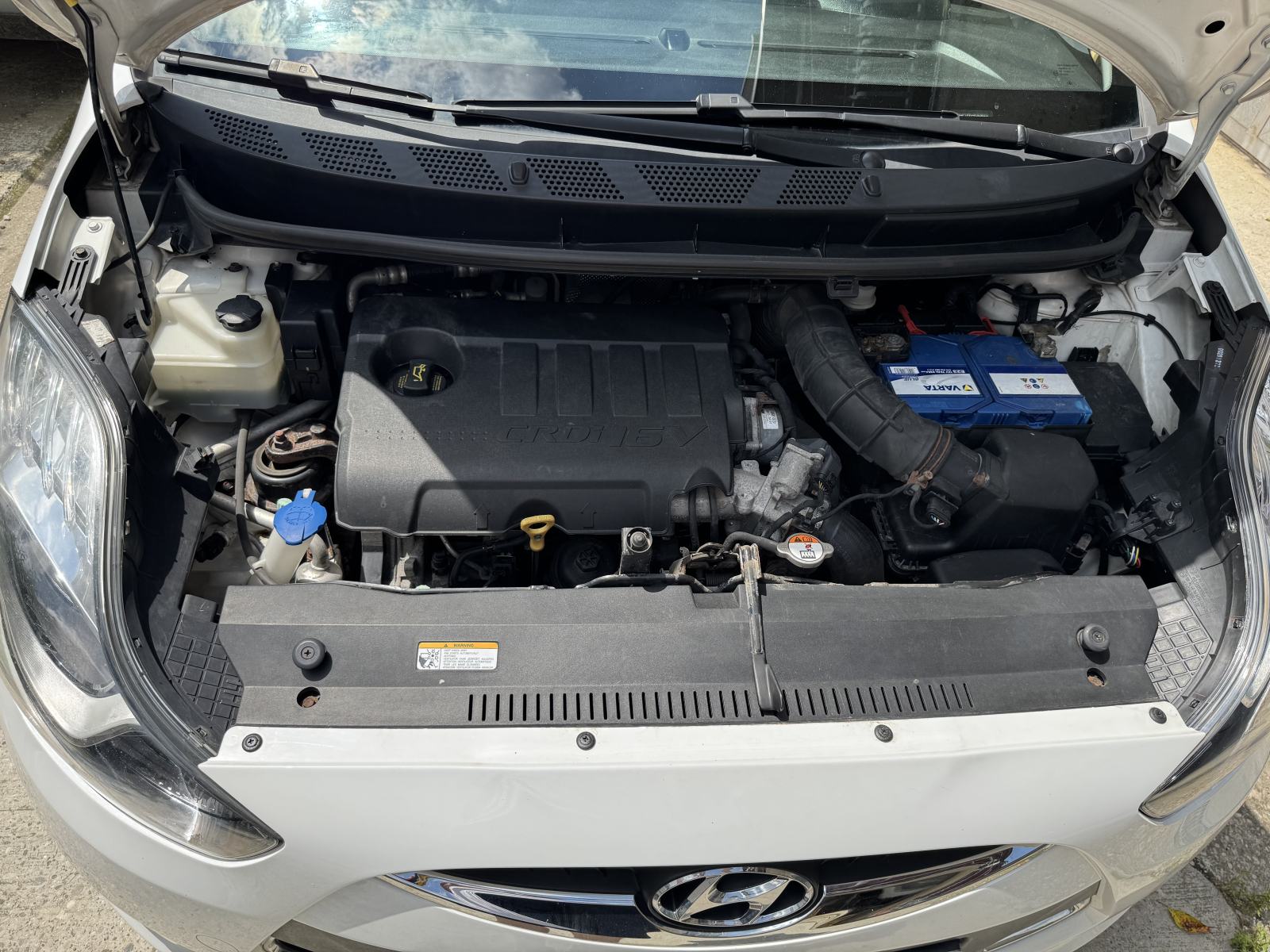 Hyundai ix20 1,4 CRDi TOP STANJE SAMO 127000 KM, fotografija 7