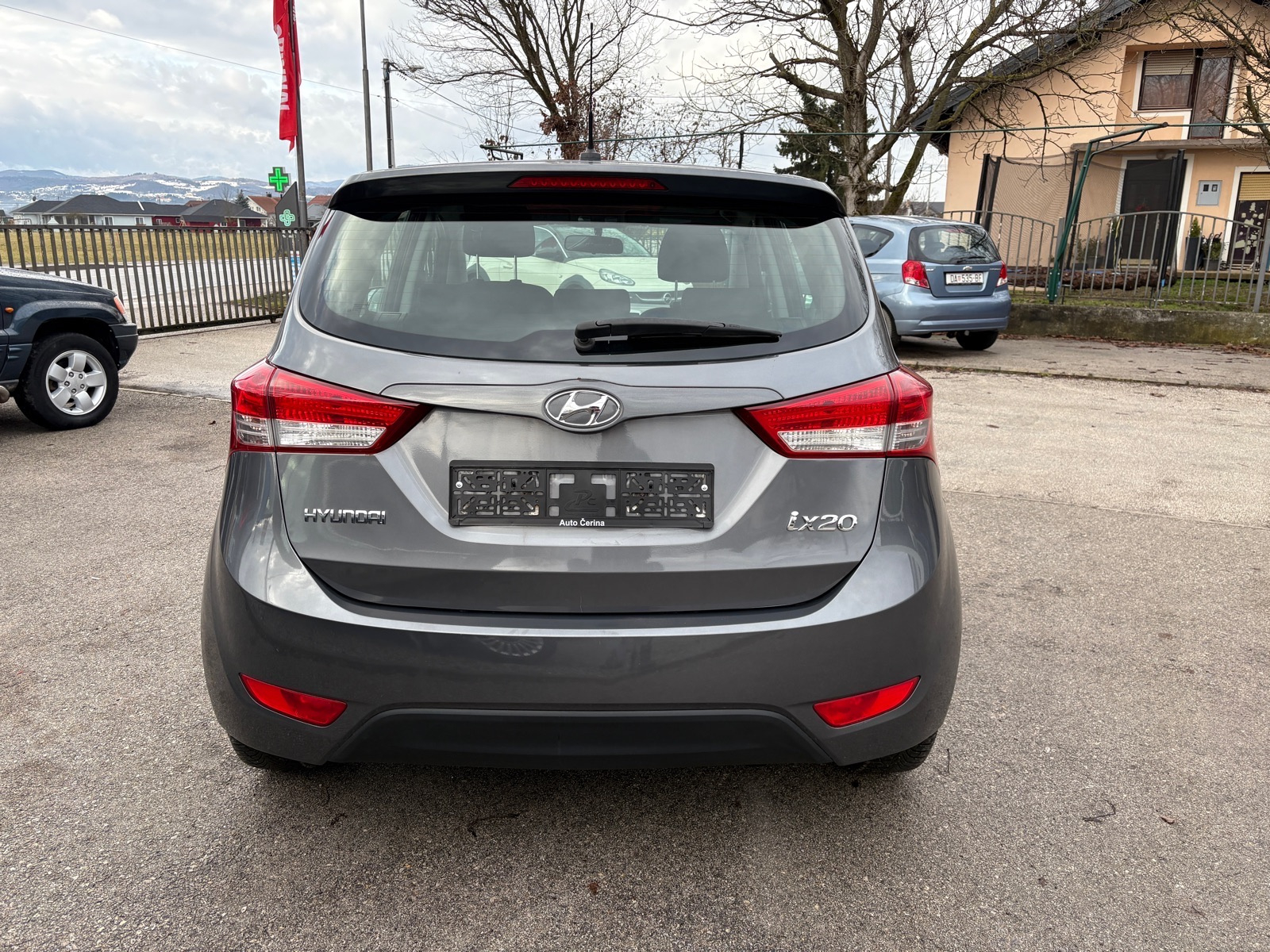 Hyundai ix20 1.4i Classic/KLIMA/100TKM!!, pogled izvana - slika 4