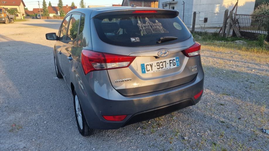 Hyundai ix20 1,6 CRDi - AUTOMATSKA KLIMA; PRVI VLASNIK, fotografija 6