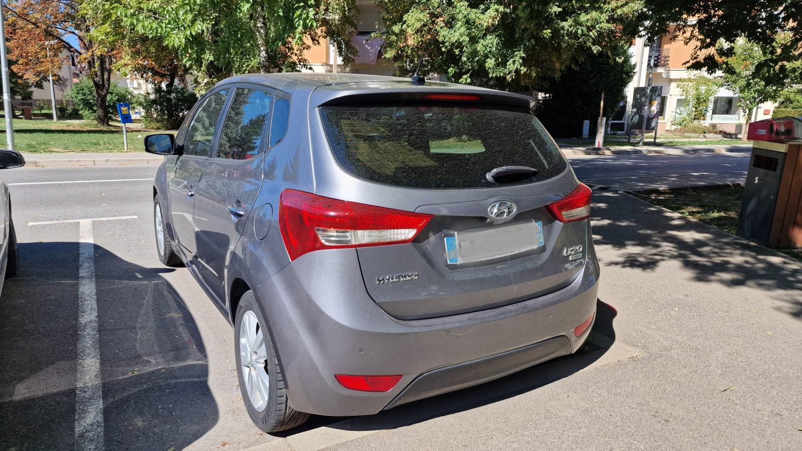 Hyundai ix20 1,6 CRDi - AUTOMATSKA KLIMA; PRVI VLASNIK, fotografija 9