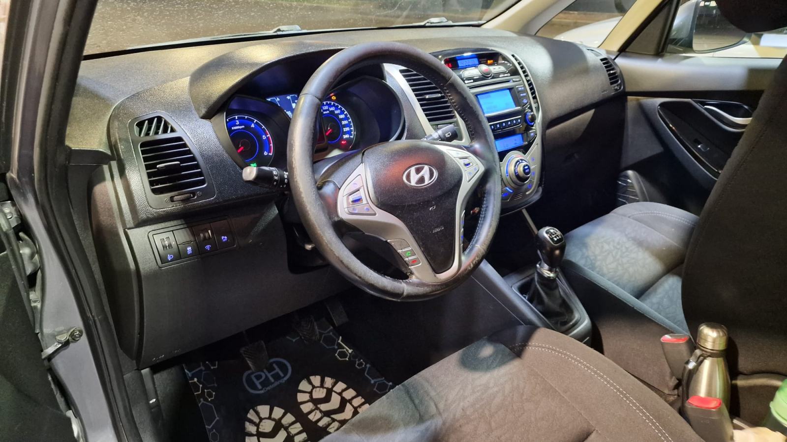 Hyundai ix20 1,6 CRDi - AUTOMATSKA KLIMA; PRVI VLASNIK, fotografija 13