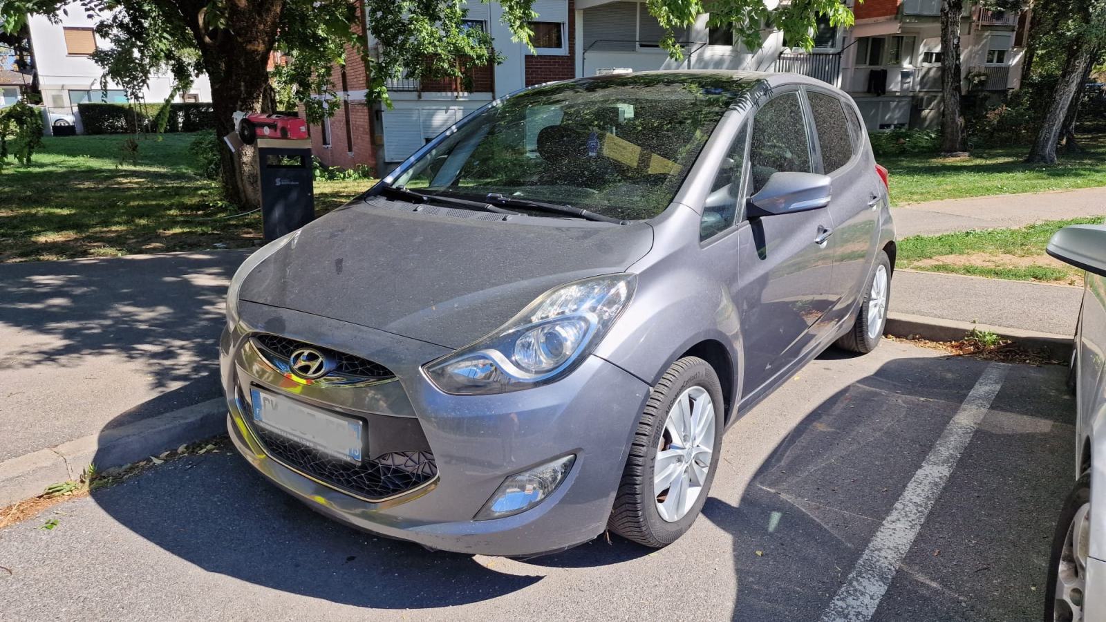 Hyundai ix20 1,6 CRDi - AUTOMATSKA KLIMA; PRVI VLASNIK, fotografija 4