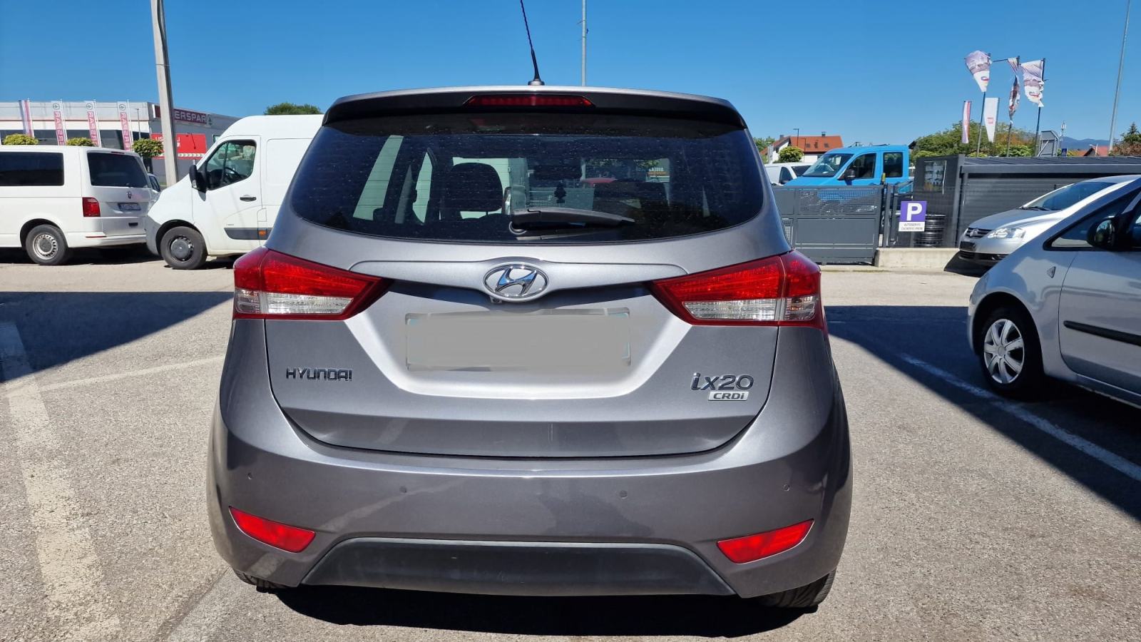 Hyundai ix20 1,6 CRDi - AUTOMATSKA KLIMA; PRVI VLASNIK, fotografija 11